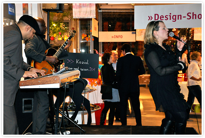 Messeparty in der Glücksfabrik.