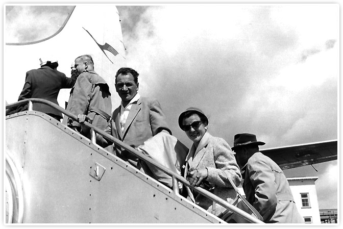 Gertrud und Bernhard Koziol auf dem Flug nach Teneriffa.