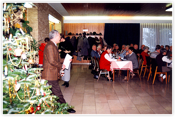 Weihnachtsfeier der Rentner – Vorne links Bernhard Koziol junior.