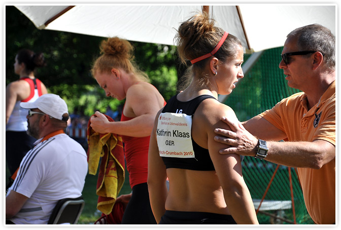 Kathrin Klaas mit Bundestrainer Michael Deyle.