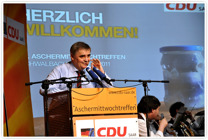 Peter Müller signierte die Traumkugel am 09.03.2011 in Schwalbach.